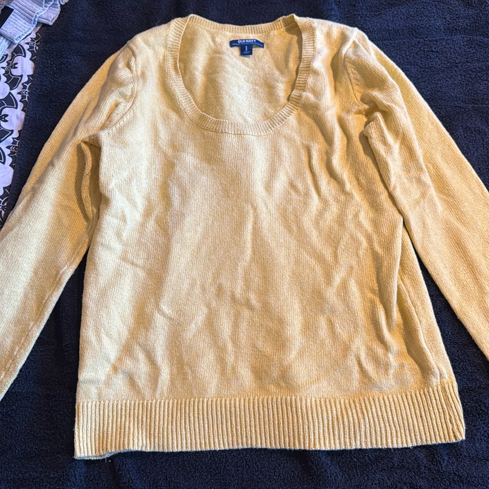 NWOT old navy sweater